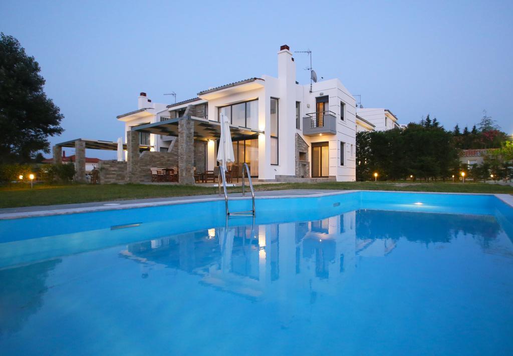 Sunny Sani Luxury Villas Quarto foto